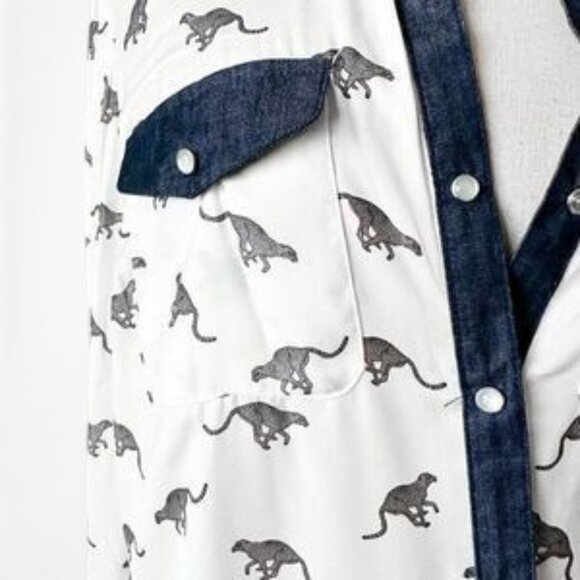 Vintage Y2K White Blue Animal Print Button Down Satin Shirt Top Blouse Size XS - Picture 5 of 5
